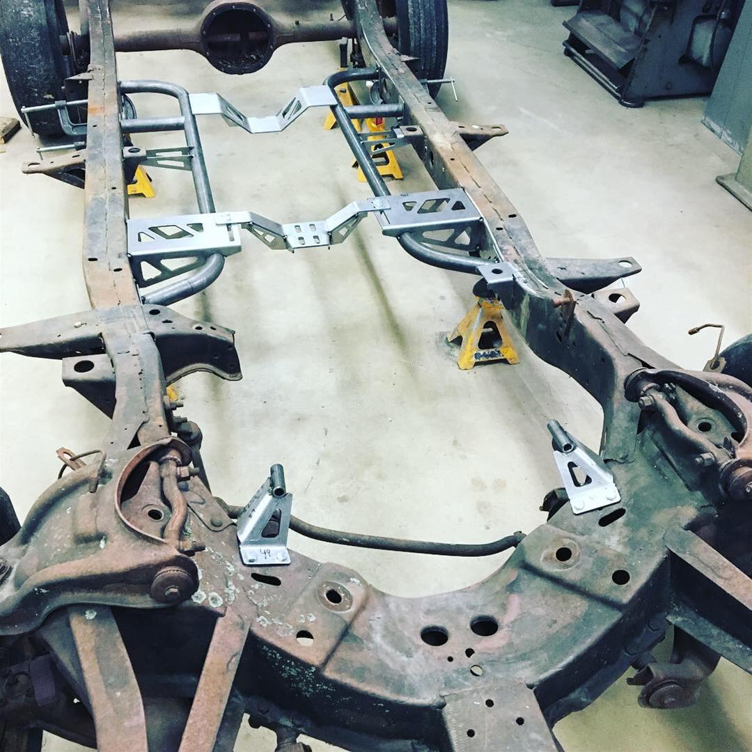 Summit Racing SUM-770810 Summit Racing™ Frame Brace Kits - Zander Auto Parts